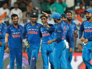 ތިން މެޗު ވެސް ކާމިޔާބުކޮށް އިންޑިއާއިން ސީރީސް ކާމިޔާބުކޮށްފި