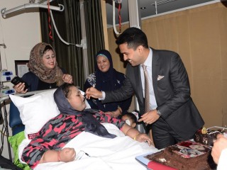 ދުނިޔޭގެ އެންމެ ފަލަ އަންހެން މީހާގެ ގޮތުގައި ސަމާލުކަން ލިބުނު އީމާން މަރުވެއްޖެ