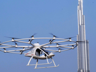 ޑުބާއީއަށް ތައާރުފް ކުރަން އުޅޭ އުދުހޭ ޓެކްސީ ދައްކާލައިފި