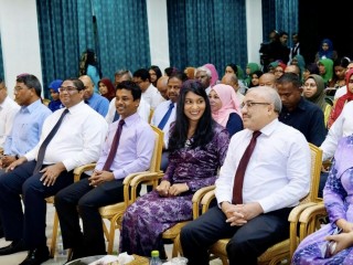 ކުރީގެ ސަރުކާރުގެ ވެރިން: ޙާކިމަކަށް ވެސް، ފަނޑިޔާރަކަށް ވެސް، އަދި އެނޫން މީހަކަށް ވެސް ޙައްދު ޤާއިމު ނު ކުރުމުގެ އިޚްތިޔާރު ލިބިގެނެއް ނުވެއެވެ.