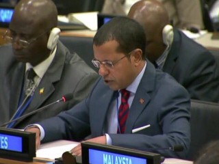 ބައިނަލްއަޤްވާމީ މާލީ އިދާރާތަކުން ފައިސާ ހޯދުމުގައި ގޮންޖެހުންތައް އެބަހުރި: ޑރ. ޢަލީ ނަޞީރު