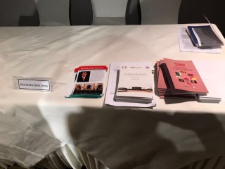 ލަންކާގައި ކުރިއަށްދާ ކޮންފަރެންސްގައި މަސީހާ ދެކޮޅަށް ފްލަޔާތަކެއް ބަހައިފި