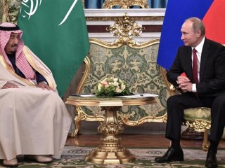 ސަޢުދީ ރަސްގެފާނުގެ ތާރީޚީ ދަތުރުފުޅު: ރަޝިއާ އިން އެތައް ބިލިއަން ޑޮލަރެއްގެ އަސްކަރީ ސާމާނު ބައްލަވައިގެންފި