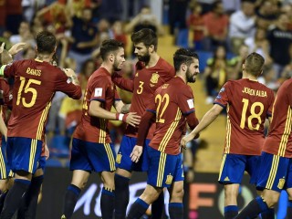 ކުޅުނު އެއްވެސް މެޗަކުން ބަލިނުވެ ސްޕެއިން ވޯލްޑްކަޕަށް ކޮލިފައިވެއްޖެ