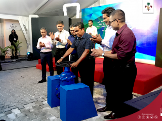 އެމްޑަބްލިއުއެސްސީގައި އޮންނަ ހިޓާޗީގެ ހިއްސާ އަނބުރާ ހޯދަނީ 'ކެވޭ'ވަރު މަދުވީމަތޯ؟