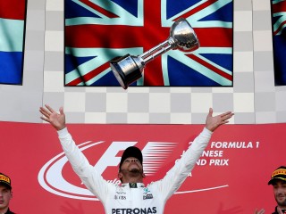 ފޯމިއުލާ ވަން: ޖަޕާން ޖީޕީ ކާމިޔާބުކޮށް ޗެމްޕިއަން ކަމާއި ގާތަށް ހެމިލްޓަން ޖެހިލައިފި