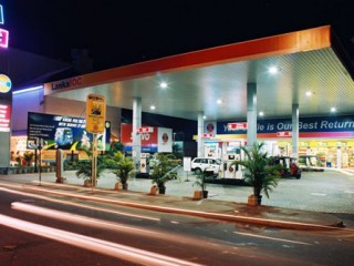 ލަންކާގައި ތެލުގެ އަގު ބޮޑުކުރަން ފުރުސަތު ނުދެވޭނެ: ޕެޓްރޯލިއަމް މިނިސްޓަރ