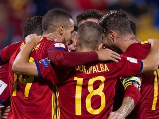 ރަޝިއާ 2018: ބަލިނުވެ ސްޕެއިން އިން ކޮލިފައިން ނިންމާލިއިރު އިޓަލީ ޕްލޭއޮފްއަށް