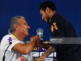 ވޯލްޑް ކަޕްގެ ފެވަރިޓުންނަކީ ބްރެޒިލް: ކޯޗު ޓީޓޭ