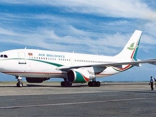 އެއާމޯލްޑިވްސްގެ ފްލައިޓެއް، ކުންފުނީގައި އެއާބަސްގެ ފަސް ފްލައިޓް އޮތް