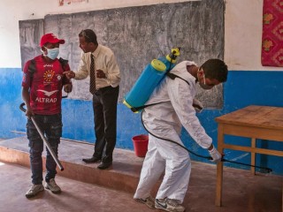 މަޑަގަސްކަރާގައި ފެތުރިފައިވާ ބަލިމަޑުކަން ސީޝެލްސް އަށް ފެތުރިއްޖެ 