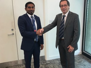 އީޔޫއިން ރާއްޖެއަށް ކަނޑައަޅާފައިވާ ސަފީރާއި މަޚްލޫފް ބައްދަލުކުރައްވައިފި