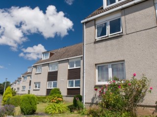 ރާއްޖޭން ބޭރު ގައުމެއްގެ ގެތަކެއް 