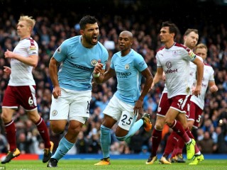 އަގުއޭރޯގެ ރެކޯޑް ލަނޑާއެކު، މެންޗެސްޓަރ ސިޓީ އިން ލީޑު ފުޅާކޮށްފި