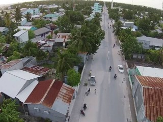 އެއާޕޯޓް އަޅާއިރު، ކުޅުދުއްފުށިން 18 ގޯތި ސަރުކާރަށް ނަގަންޖެހޭ : ކައުންސިލް 