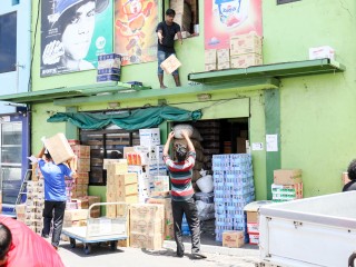 ކުއްލި ނުރައްކަލުގެ ހާލަތާ ގުޅިގެން ތަކެތީގެ އަގުތައް ބޮޑުވުން އެކަށީގެންވޭ: ވިޔަފާރިވެރިން