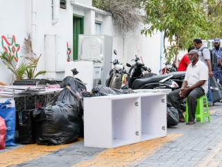 Ex-soldier's family living in military flat forcibly vacated, left pleading on street side 