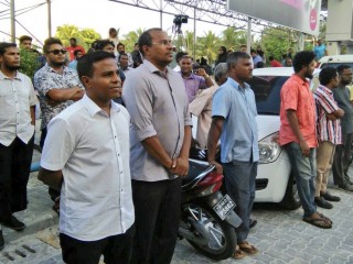 އެމްޑީޕީން ބޭއްވި ހަވީރުގެ ސައި: އެޕާޓީގެ ބައެއް މެމްބަރުން މަގުމަތީގައި