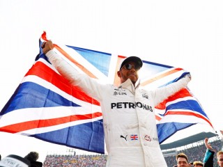 ފޯމިއުލާ ވަން ޗެމްޕިއަންކަން ހެމިލްޓަން ހޯދައިފި