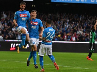 އިޓާލިއަން ސެރީއޭ: ބަލިނުވުމުގެ ރެކޯޑު ނަޕޯލީއިން ދަމަހައްޓައިފި