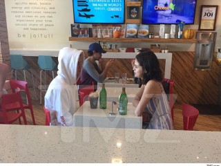 ސެލީނާ އާއި ޖަސްޓިން ބީބާ ބްރޭކެއްގައި