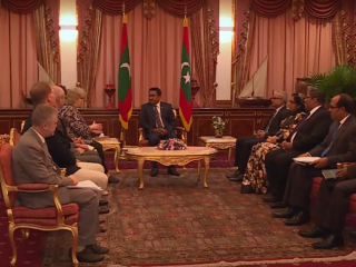 އީޔޫގެ އިސް ވަފްދެއް ރާއްޖެ އަތުވެއްޖެ