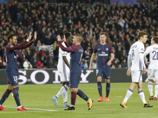 ޕީއެސްޖީ އާއި އަންޑަލެކްޓް ބައްދަލުކުރި މެޗުގެ ތެރެއިން