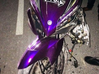 އެކްސިޑެންވި ދެ ސައިކަލްގެ ތެރެއިން އެއް ސައިކަލް 