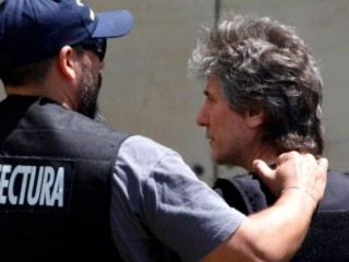 ކޮރަޕްޝަންގެ މައްސަލާގައި އާޖެންޓީނާގެ ކުރީގެ ނައިބު ރައީސް ހައްޔަރުކޮށްފި