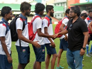 ދިވެހި ފުޓުބޯޅައަށް ބޮޑު ލަދެއް؛ ހިރުވާތަން ކަހާލާނަމޭވެސް ބައްސާމްގެ ހިތްޕުޅަށް ނާރާ!