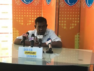 ސިވިލް ސަރވިސް މުވައްޒަފުންނަށް ހާއްސަކޮށް، ޕަބްލިކް އެޑްމިނިސްޓްރޭޝަންގެ ޑިޕްލޮމާ ކޯހެއް ފަށަނީ