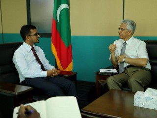 ވޯލްޑް ބޭންކުގެ އިސް ބޭފުޅުންނާއި ވަޒީރުން ބައްދަލުކުރައްވައިފި