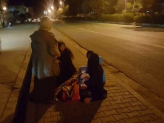 ​​​​​​​އިރާނާއި އިރާގު ގުޅޭ ސަރަހައްދީ ރޮނގު ކައިރިއަށް އައި ބާރުގަދަ ބިންހެލުމެއްގައި މިހާތަނަށް ހަ މީހަކު މަރުވެއްޖެ 