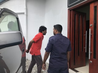 އަނަސްގެ މަރުގެ މައްސަލާގައި ދައުލަތުން ދައުވާ އުފުލާފައިވާ ޝާޒްއާއި އަފްރާހު 