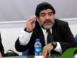 އާޖެންޓީނާގެ ކޯޗުގެ މަގާމު ބޭނުން: މެރަޑޯނާ