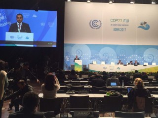 ކޮޕް 23 އިސްވެރިންގެ ބައްދަލުވުމުގައި މިނިސްޓަރު ވާހަކަ ދައްކަވަނީ 