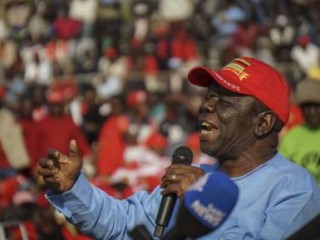 ޒިމްބާބްވޭގައި އަސްކަރީ ވެރިކަމެއް އޮންނަން ޤަބޫލެއް ނޫން: އިދިކޮޅު ފަރާތްތައް