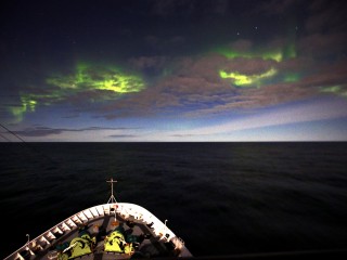 ނައިޖީރިއާ ކަނޑުމަތިން ތެޔޮ ޓޭންކަރެއް ހައިޖެކްކޮށް 19 މީހަކު ކިޑްނެޕްކޮށްފި