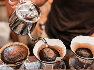 ކޮފީއާއި މެދު ކުރާ ބަހުސް ހުއްޓާލާ، ދުވާލަކު 3 ނުވަތަ 4 ތަށި ބޯލީމަ ރަނގަޅުވާނެ!