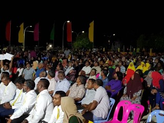 އިދިކޮޅު ފަރާތްތަކުން ގދ. ތިނަދޫގައި ބުރާސްފަތި ދުވަހުގެ ރޭ ބޭއްވި ޖަލްސާ
