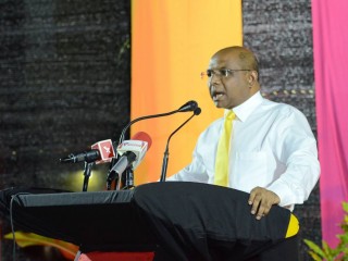 ރައީސް ޔާމީންގެ ނަން ބޯޑުގައި މިހާރު އަޅުވާފައިވަނީ \'އެކްސްޕަޔާޑް\': ޝާހިދު