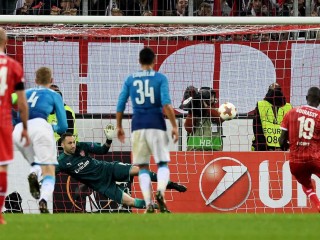 ޔޫރޮޕާ ލީގް: އެފްސީ ކޮލޯން އަތުން ބަލިވިޔަސް އާސެނަލް އަށް ގްރޫޕްގެ އެއްވަނަ 