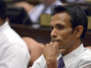 ކޮމެޑީ ފިލްމު ކުޅެން ރައީސް ޔާމީން ވަރުގެ މޮޅު މީހަކު ނުދެކެން: މުހައްމާ