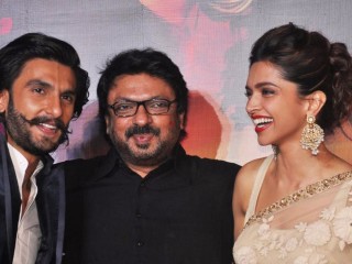 ޕަދްމަވަތީގެ މައްސަލައިގައި ބަންސާލީ ޤާނޫނު ހަދާ މަޖިލީހަށް ހާޒިރުކޮށްފި