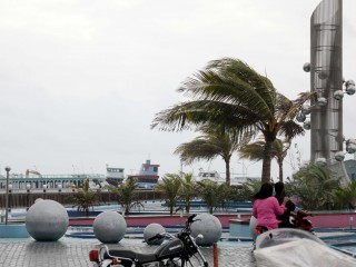 ރާއްޖޭގެ އެކި ހިސާބުތަކަށް ދަނީ ބޯކޮށް ވާރޭ ވެހެމުން