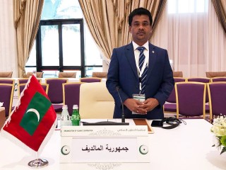 މިނިސްޓަރު އޮފް ހެލްތު އަބްދުﷲ ނާޒިމް 