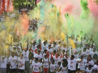 ކަލާ ރަން ކުލަގަދަ ގޮތެއްގައި ކުރިޔަށް ގެންގޮސްފި 