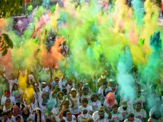 އުރީދޫ ކަލަރ ރަން ދުވުމަށް ރަޖިސްޓަރކުރުމަށް ހުޅުވާލައިފި