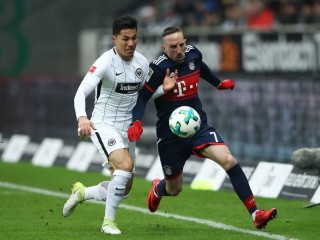 ބަޔާންއާއި އެއިންޓްރެކްޓް ފްރެންކްފާޓް ކުޅުނު މެޗުގެ ތެރެއިން 