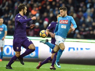 އިޓާލިއަން ސެރީއޭ: އެއްވަނައަށް އެރުމަށް ލިބުނު ފުރުސަތު ނަޕޯލީއިން ނަގާލައިފި